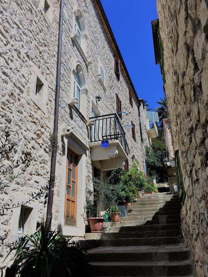 Pod Forticu Apartman Hvar Town